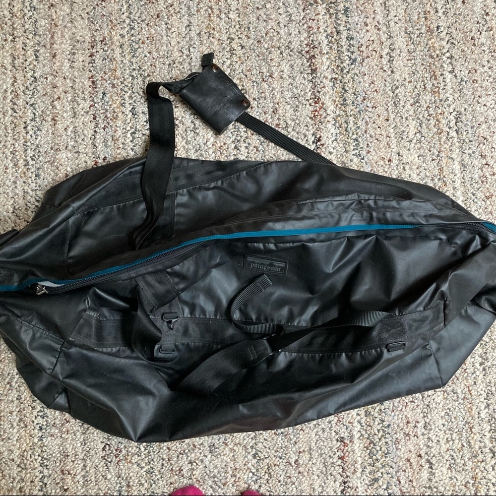 Patagonia Black Vintage Duffel Bag 100L?